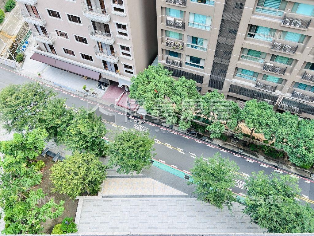 【涵萃】景觀兩房車位房屋室內格局與周邊環境