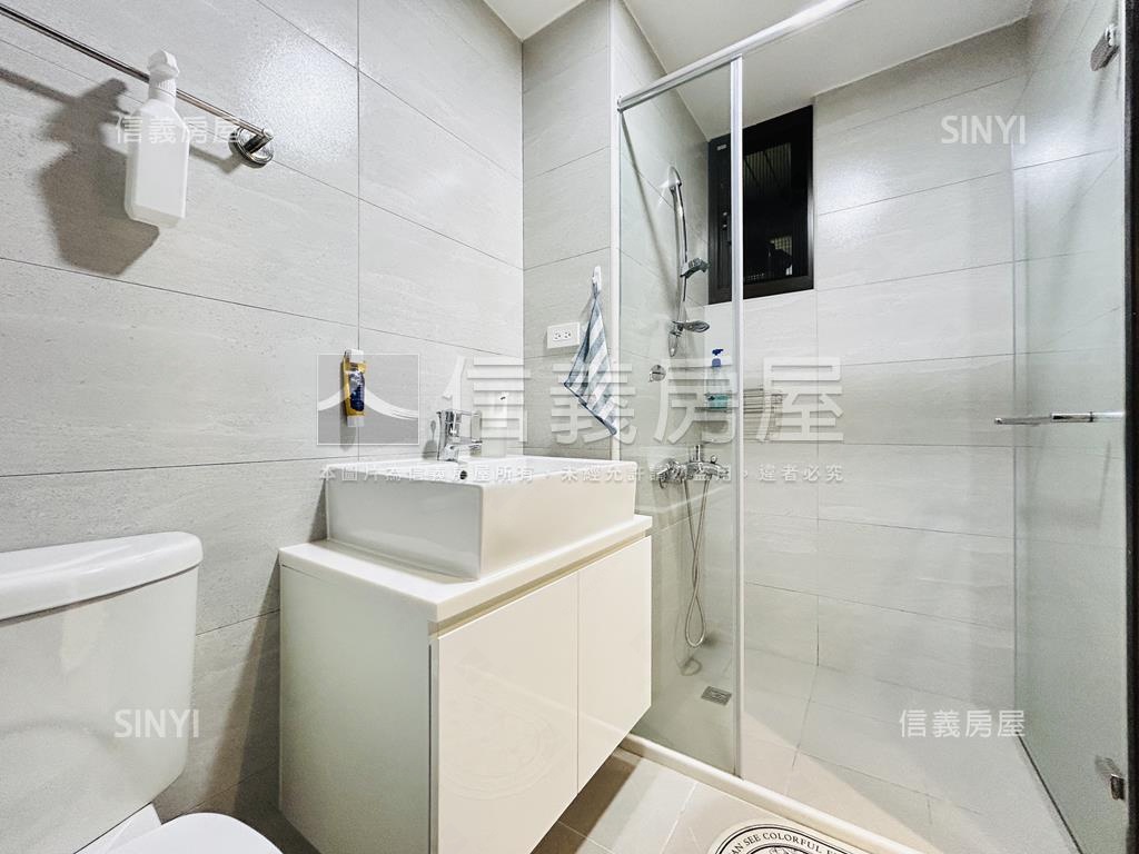 新品苑兩房雙衛精美宅房屋室內格局與周邊環境