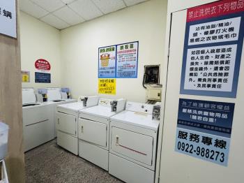 廟東蛋黃區樓店
