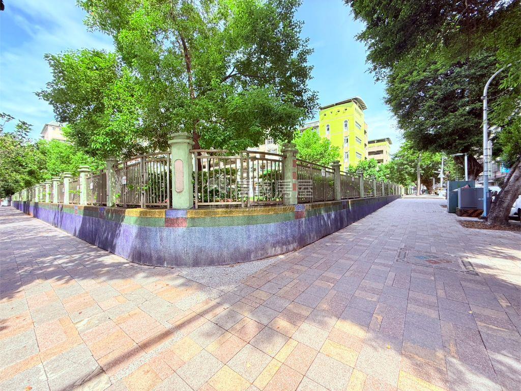 ★海山學園★景觀美屋房屋室內格局與周邊環境