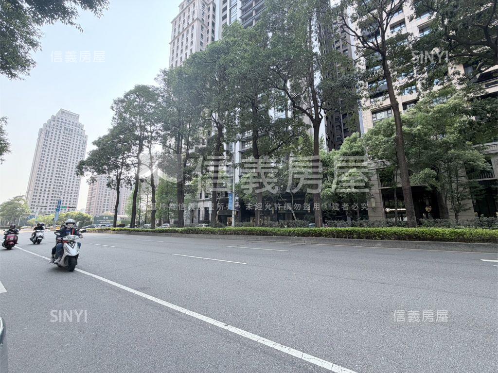 惠中路稀有金店面房屋室內格局與周邊環境