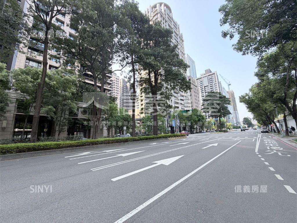 惠中路稀有金店面房屋室內格局與周邊環境