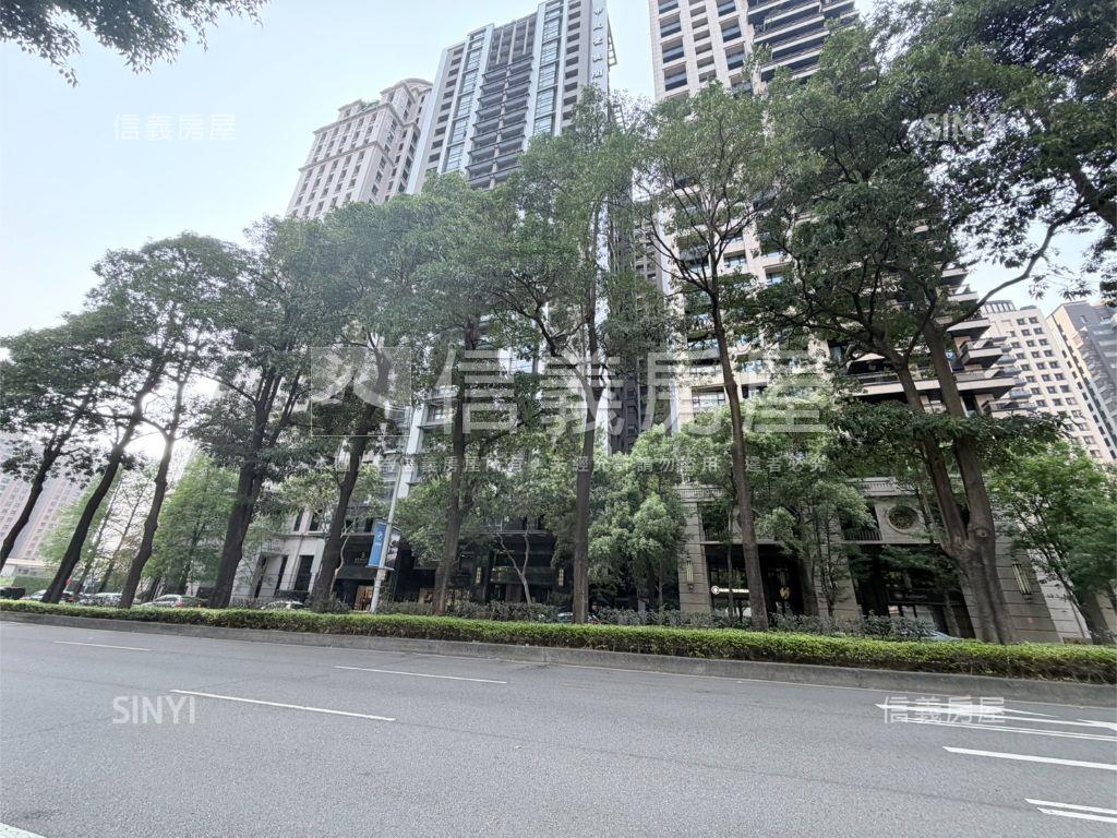 惠中路稀有金店面房屋室內格局與周邊環境