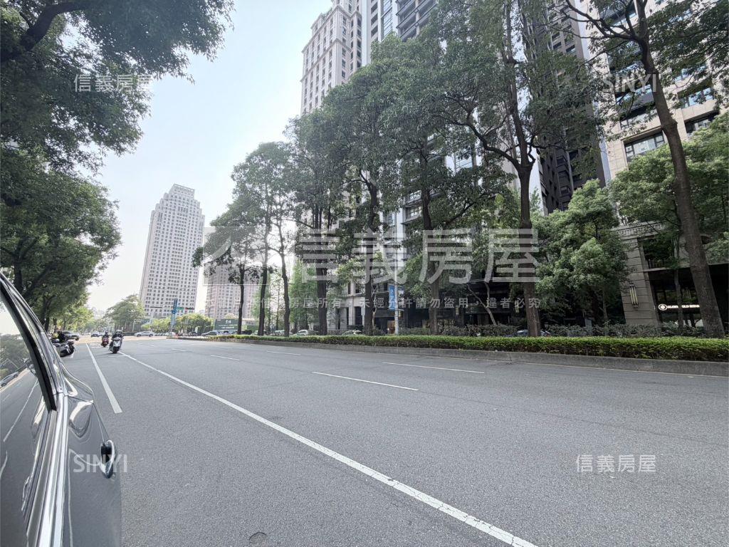 惠中路稀有金店面房屋室內格局與周邊環境