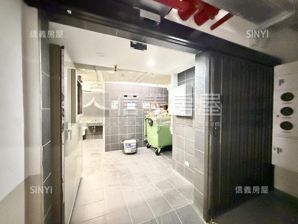 崑庭敦峰邊間三房平車豪邸房屋室內格局與周邊環境