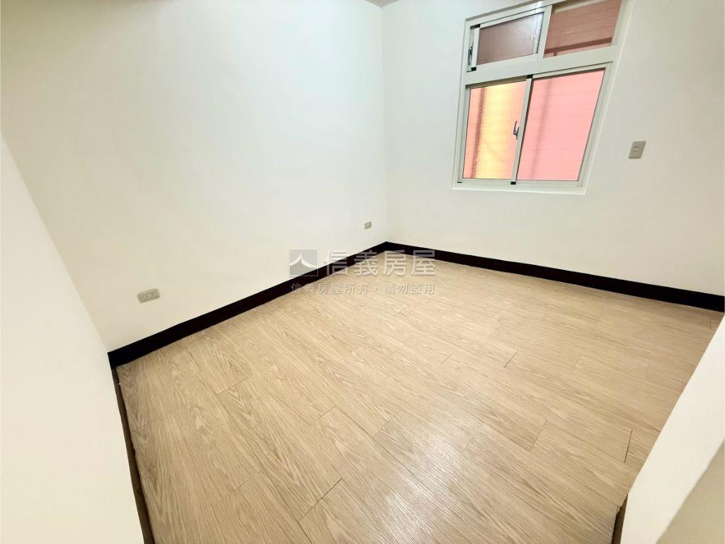 海山近捷運低總價美寓房屋室內格局與周邊環境