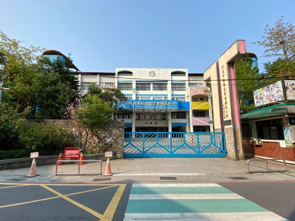 海山近捷運低總價美寓房屋室內格局與周邊環境