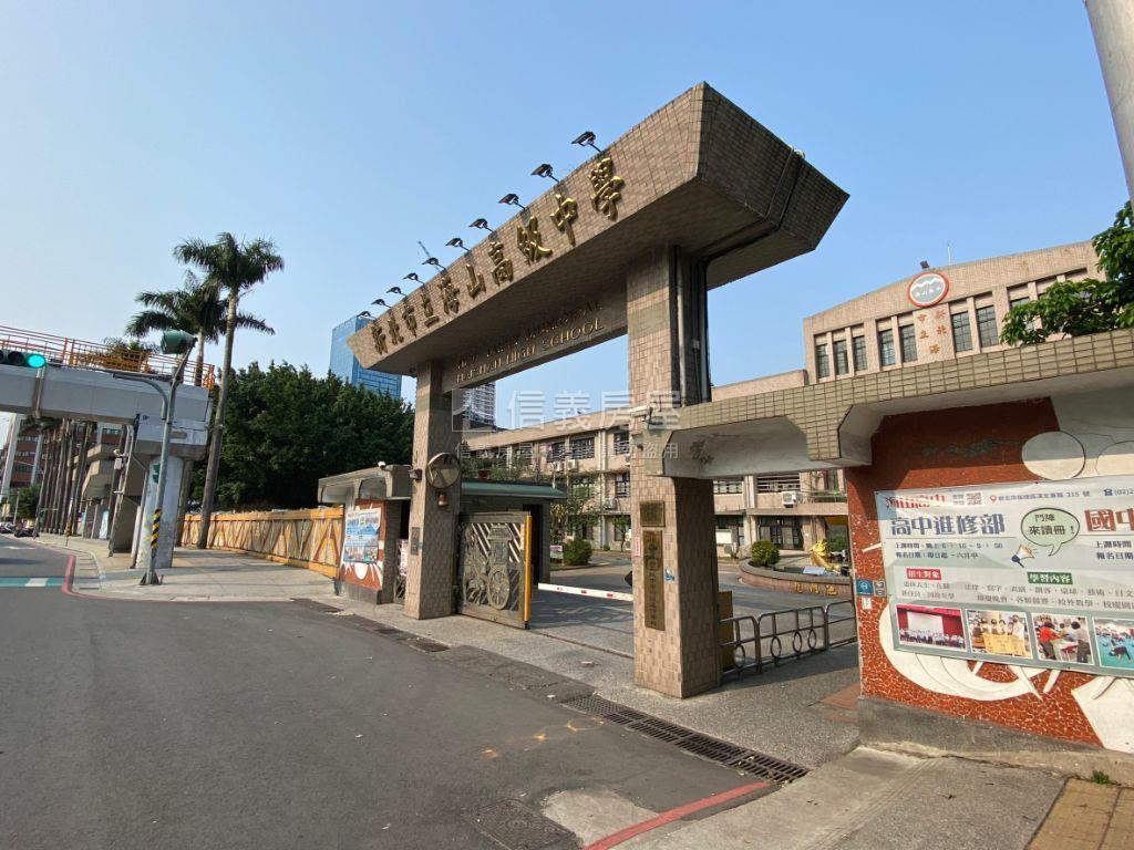 海山近捷運低總價美寓房屋室內格局與周邊環境
