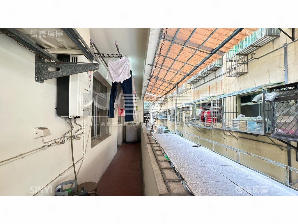 河畔生活朝南方正三房房屋室內格局與周邊環境