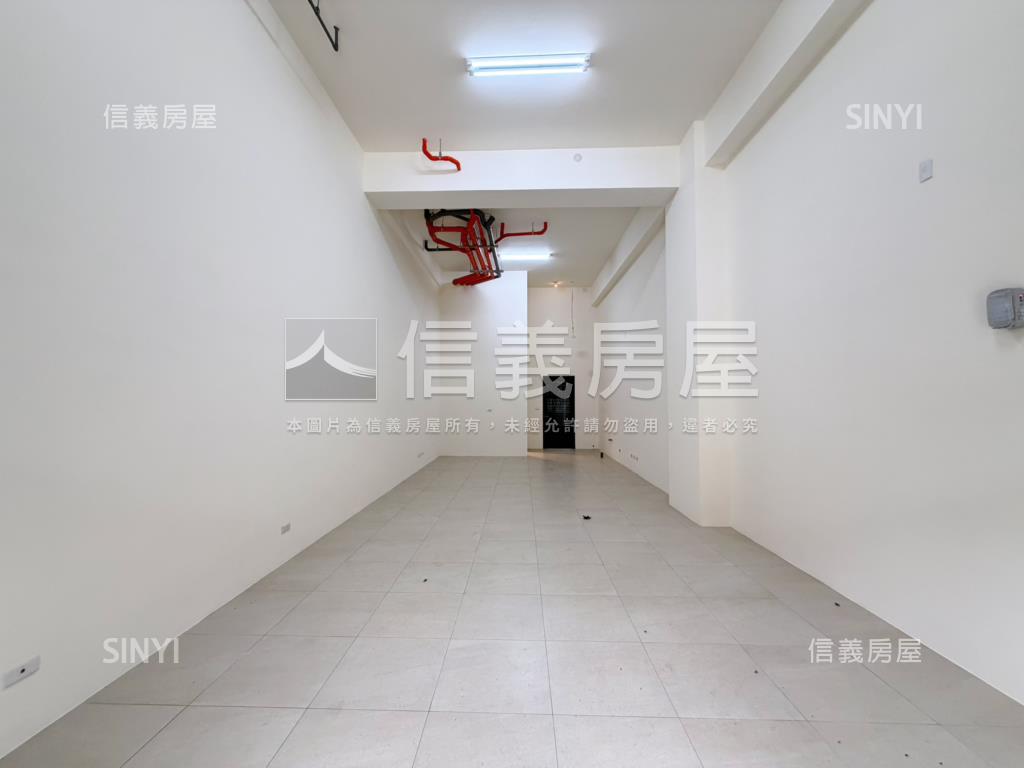 洄東海美挑高金店面房屋室內格局與周邊環境