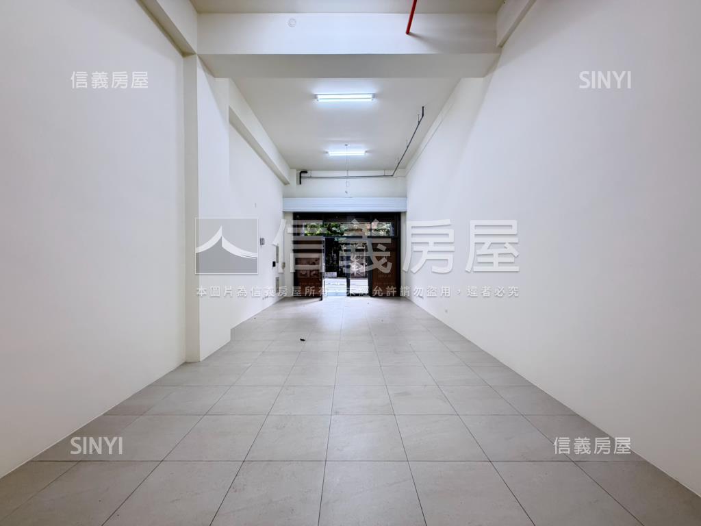 洄東海美挑高金店面房屋室內格局與周邊環境