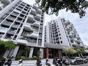 洄東海美挑高金店面