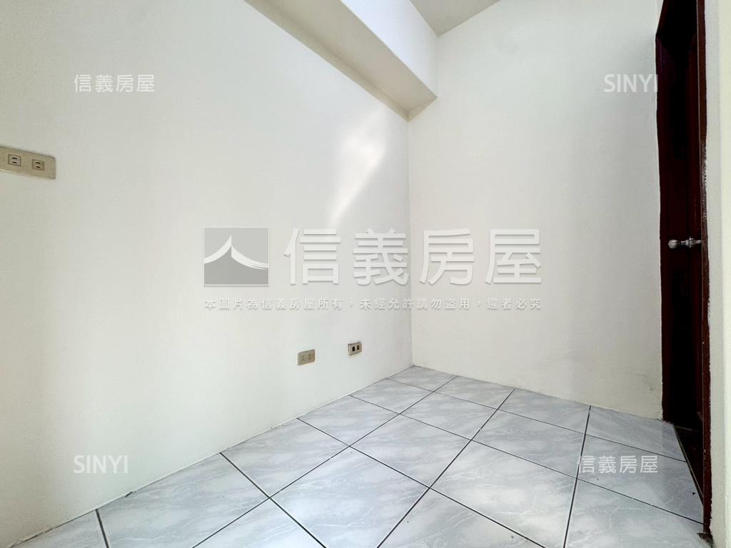 雷中街２房住家房屋室內格局與周邊環境