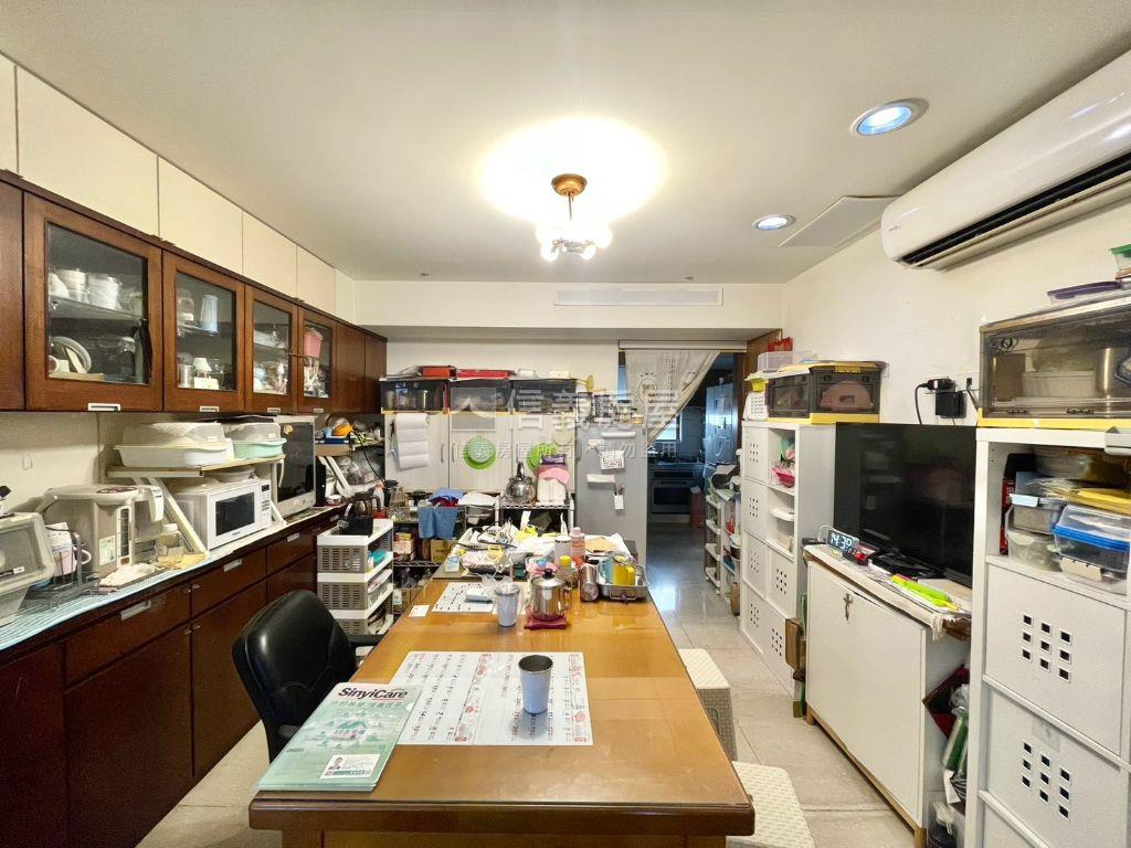 大來賞‧大器四房車位房屋室內格局與周邊環境