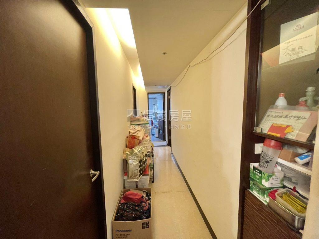 大來賞‧大器四房車位房屋室內格局與周邊環境
