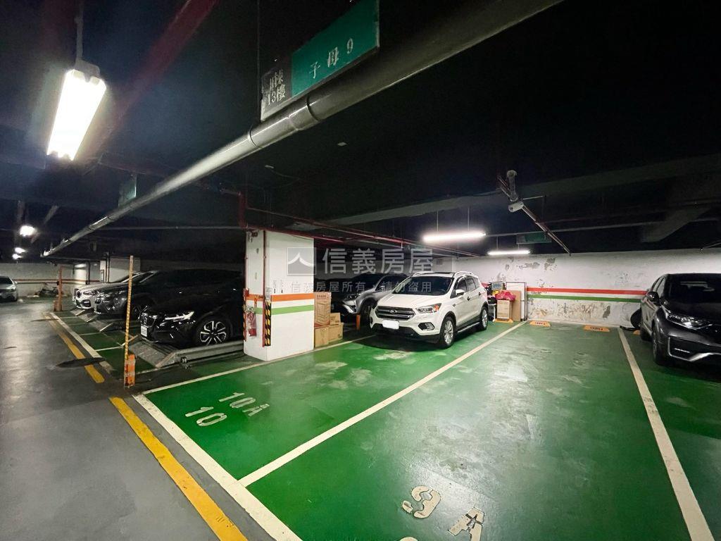 大來賞‧大器四房車位房屋室內格局與周邊環境