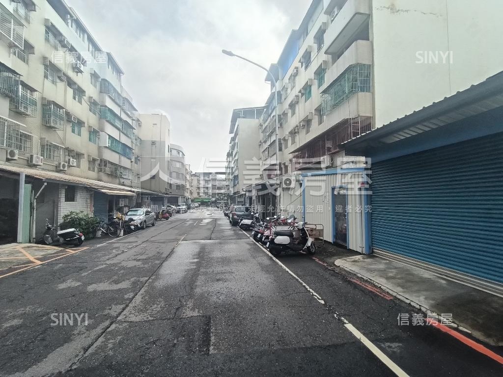 近福誠高中３房美宅房屋室內格局與周邊環境