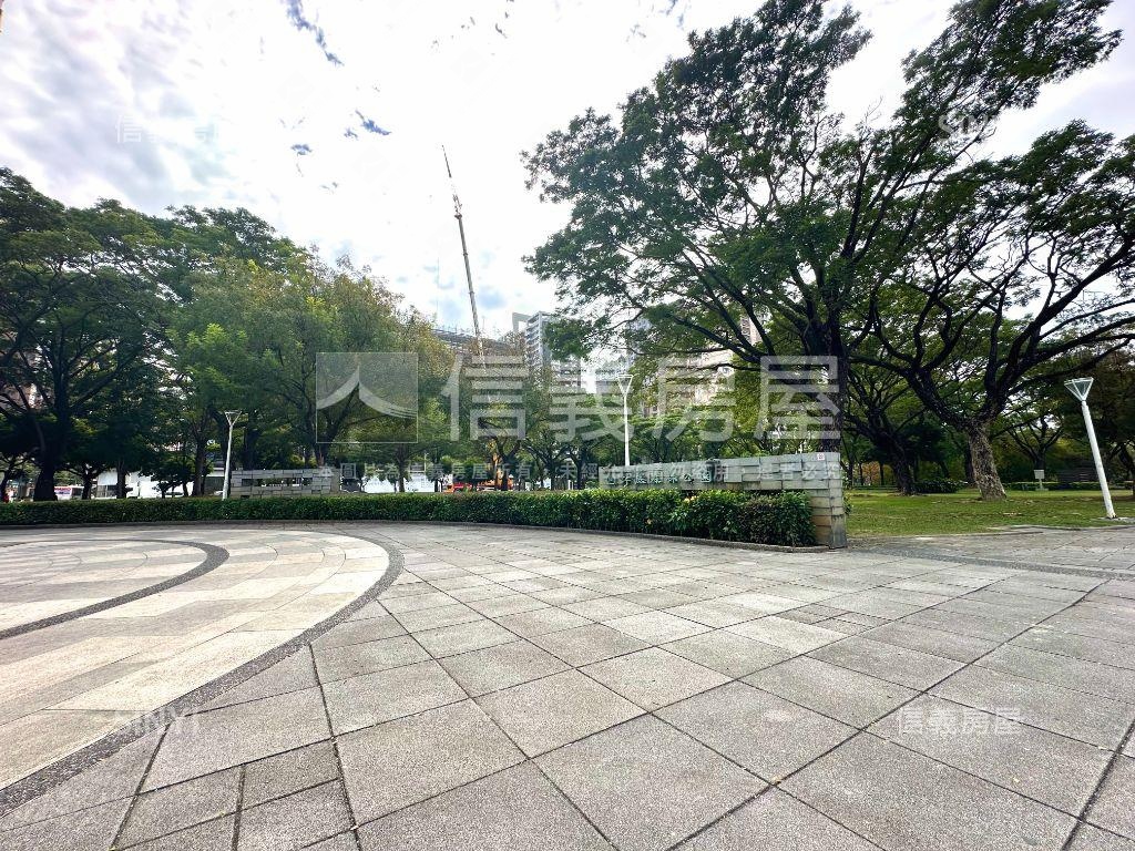 農十六精美三房平車房屋室內格局與周邊環境