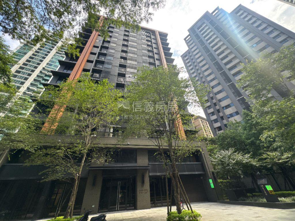 近捷運高樓精品小宅房屋室內格局與周邊環境