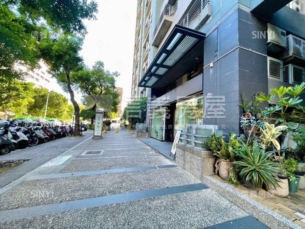 奇摩市採光質感美宅房屋室內格局與周邊環境