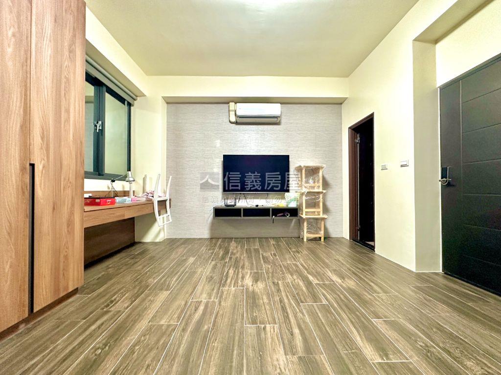 稀缺！！新市自地自建透天房屋室內格局與周邊環境