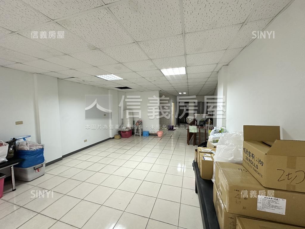 基隆廟口透天店面房屋室內格局與周邊環境