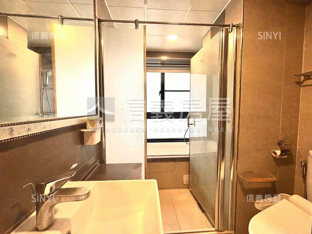 聯上峰景景觀四房平車房屋室內格局與周邊環境