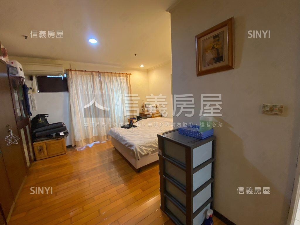京都興大高樓美屋附平車房屋室內格局與周邊環境