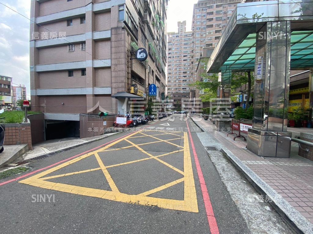 京都興大高樓美屋附平車房屋室內格局與周邊環境