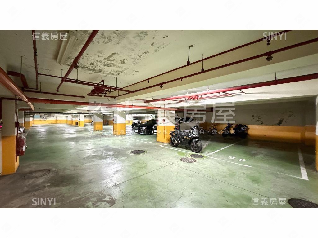 香格景觀三房有車位房屋室內格局與周邊環境