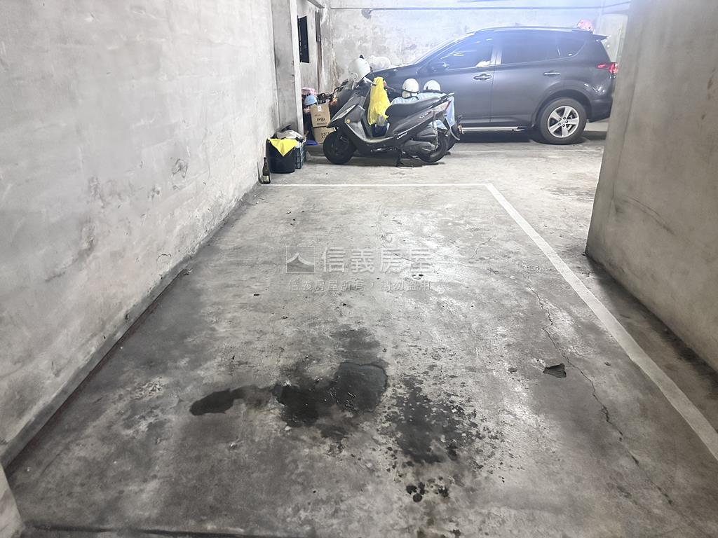 專委近竹科二期亮３房平車房屋室內格局與周邊環境