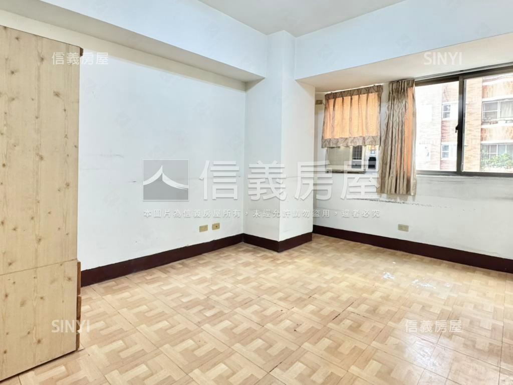 近捷運環境佳電梯便宜套房房屋室內格局與周邊環境