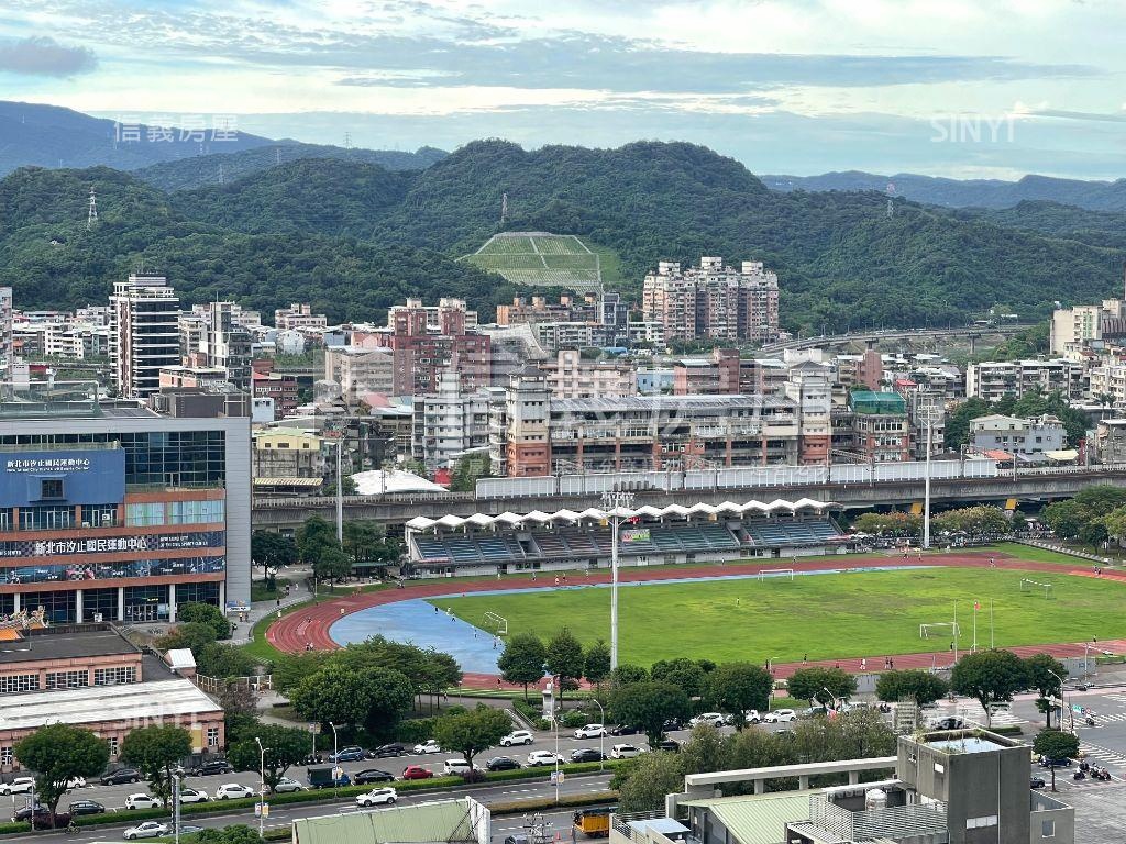新台五路金雞母店面房屋室內格局與周邊環境