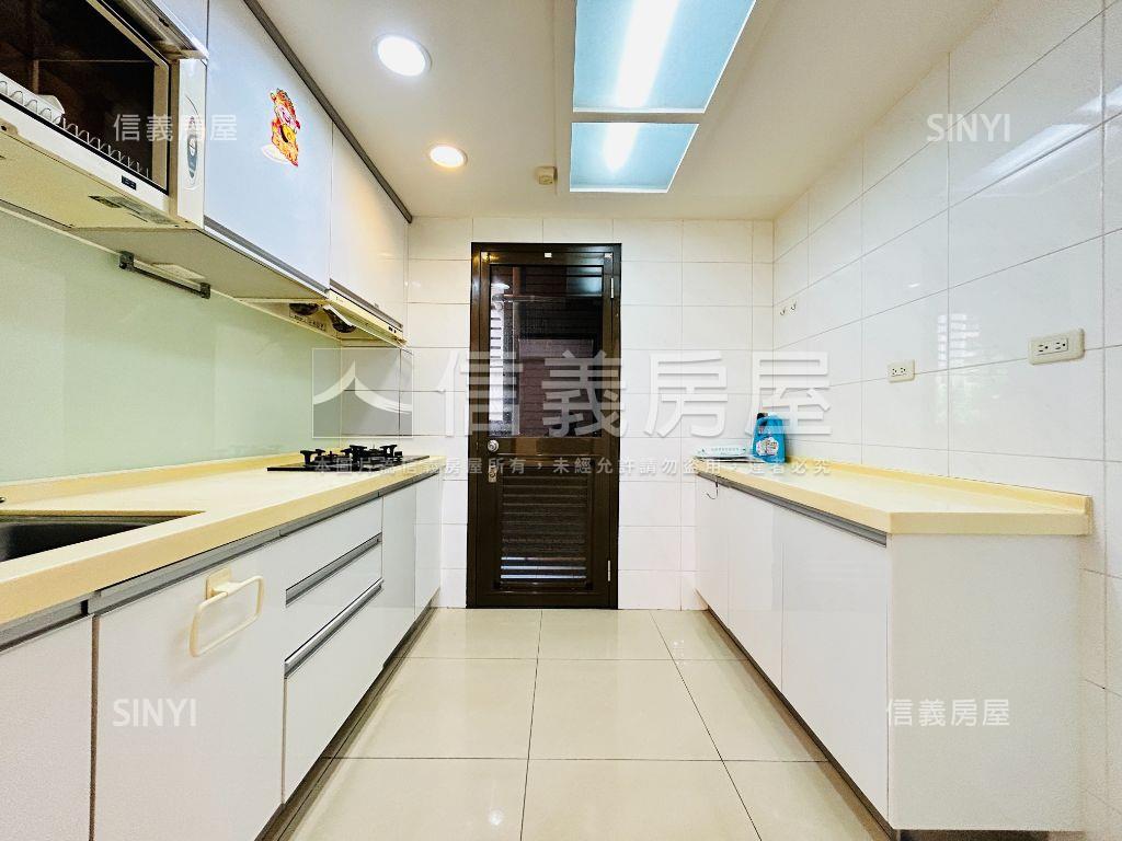 西雅圖．靜謐兩房房屋室內格局與周邊環境