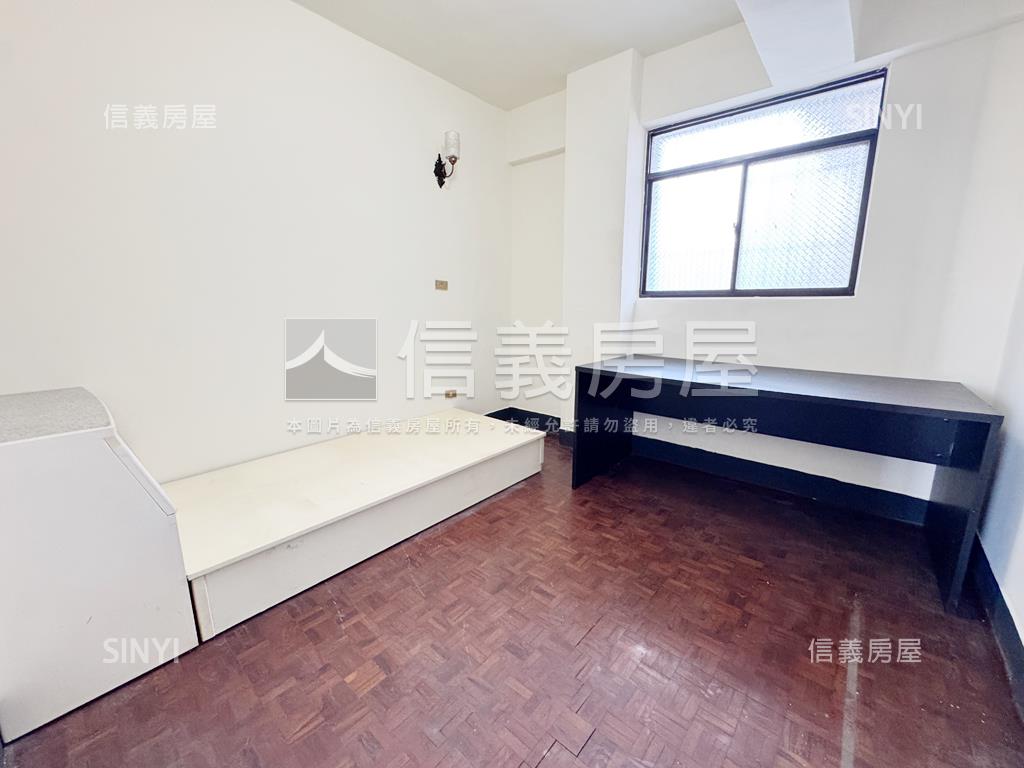 文山寬敞大三房房屋室內格局與周邊環境