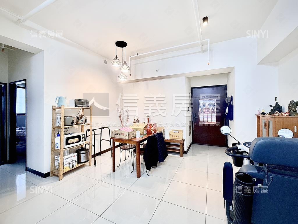 專任Ｈｉ！台北兩房＋車位房屋室內格局與周邊環境