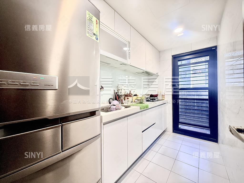 專任Ｈｉ！台北兩房＋車位房屋室內格局與周邊環境