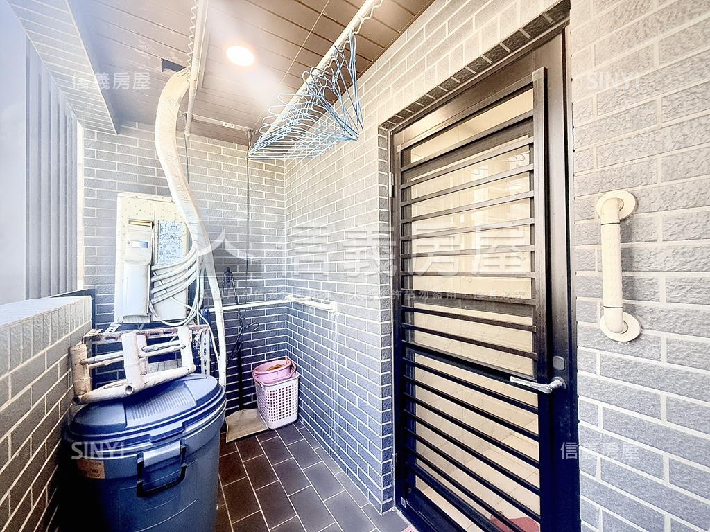 專任Ｈｉ！台北兩房＋車位房屋室內格局與周邊環境