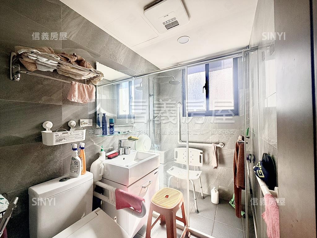 專任Ｈｉ！台北兩房＋車位房屋室內格局與周邊環境