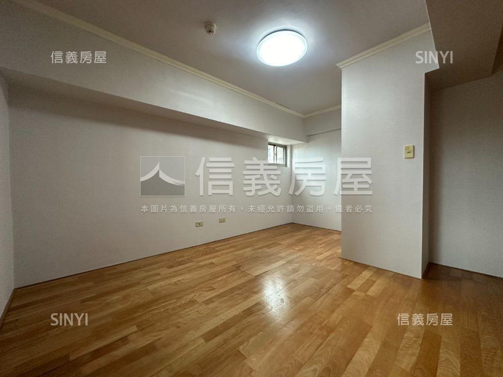 專任文林清境小資美宅房屋室內格局與周邊環境