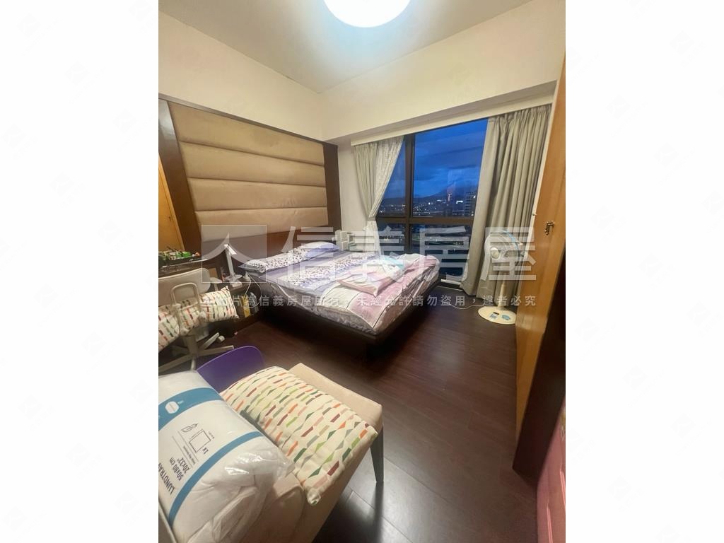 信義臻品高樓河景採光屋房屋室內格局與周邊環境