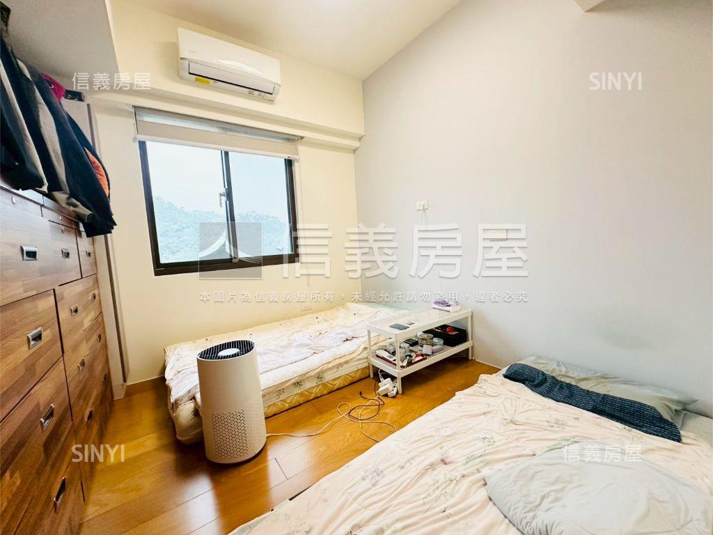 ★凡賽斯美裝潢三房車位房屋室內格局與周邊環境