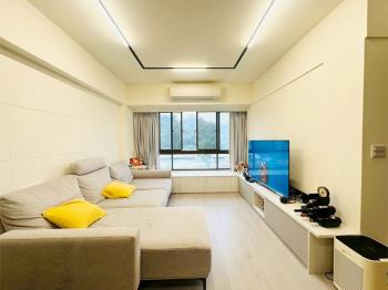 ★凡賽斯美裝潢三房車位