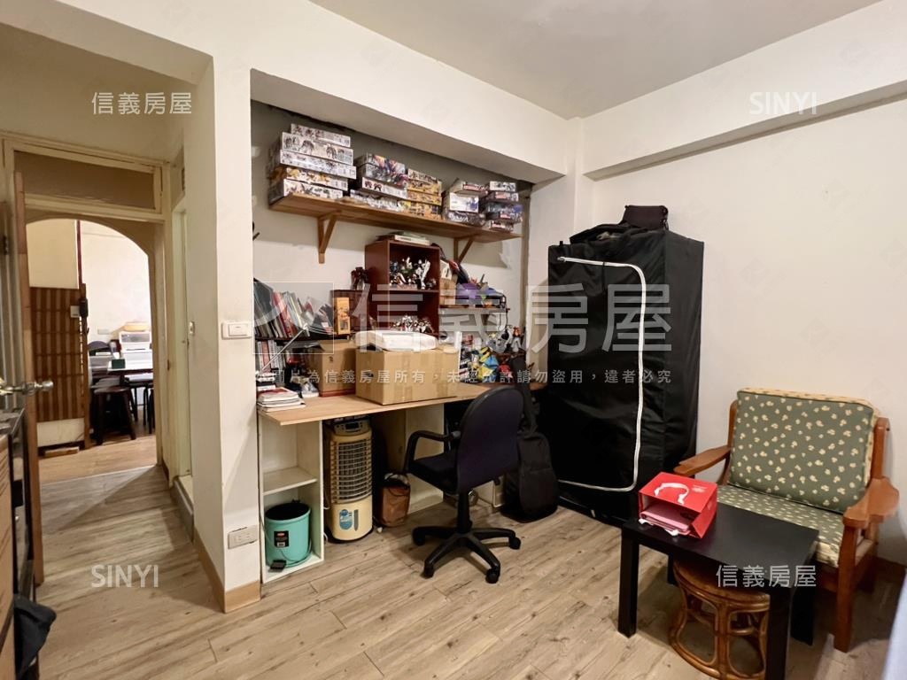 頂溪捷運綠意一樓大空間房屋室內格局與周邊環境