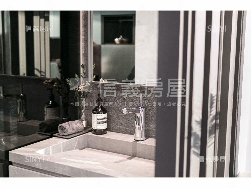 上東城｜２＋１房雙車優居房屋室內格局與周邊環境