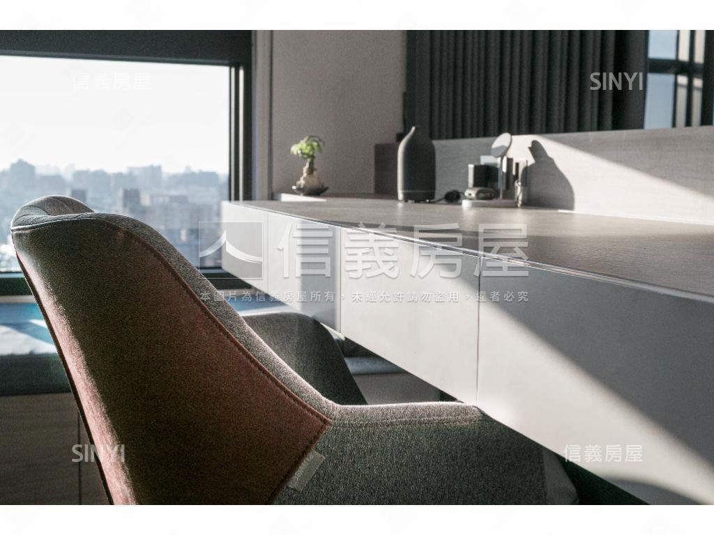 上東城｜２＋１房雙車優居房屋室內格局與周邊環境