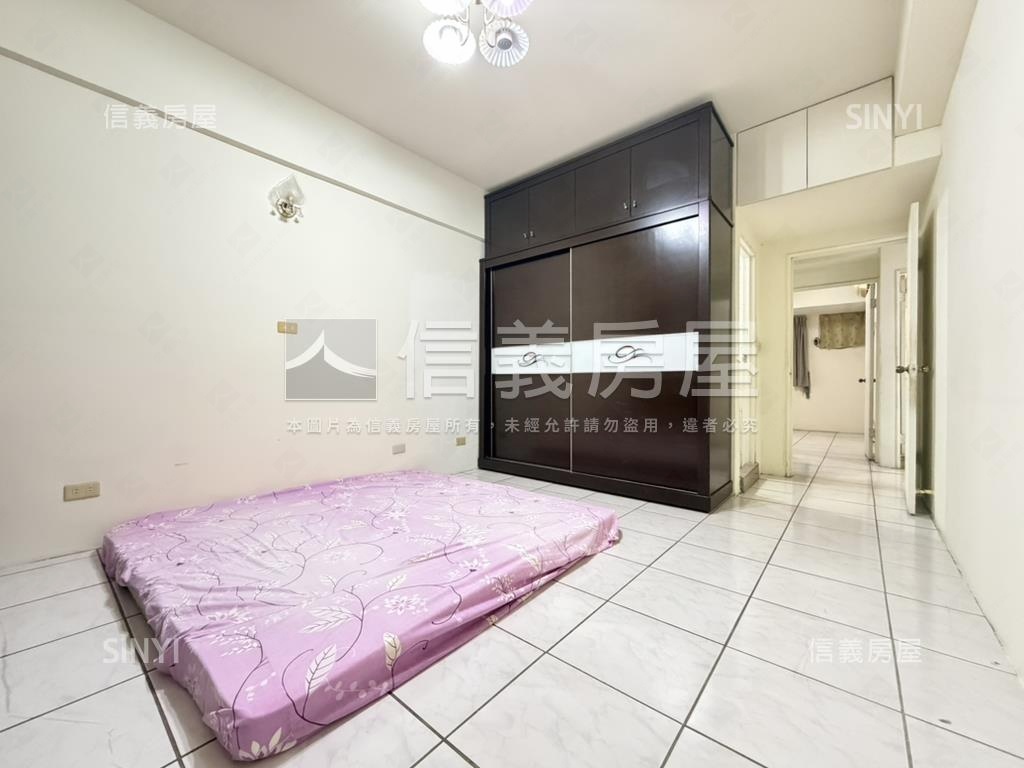 傳家堡３☺採光三房平車房屋室內格局與周邊環境