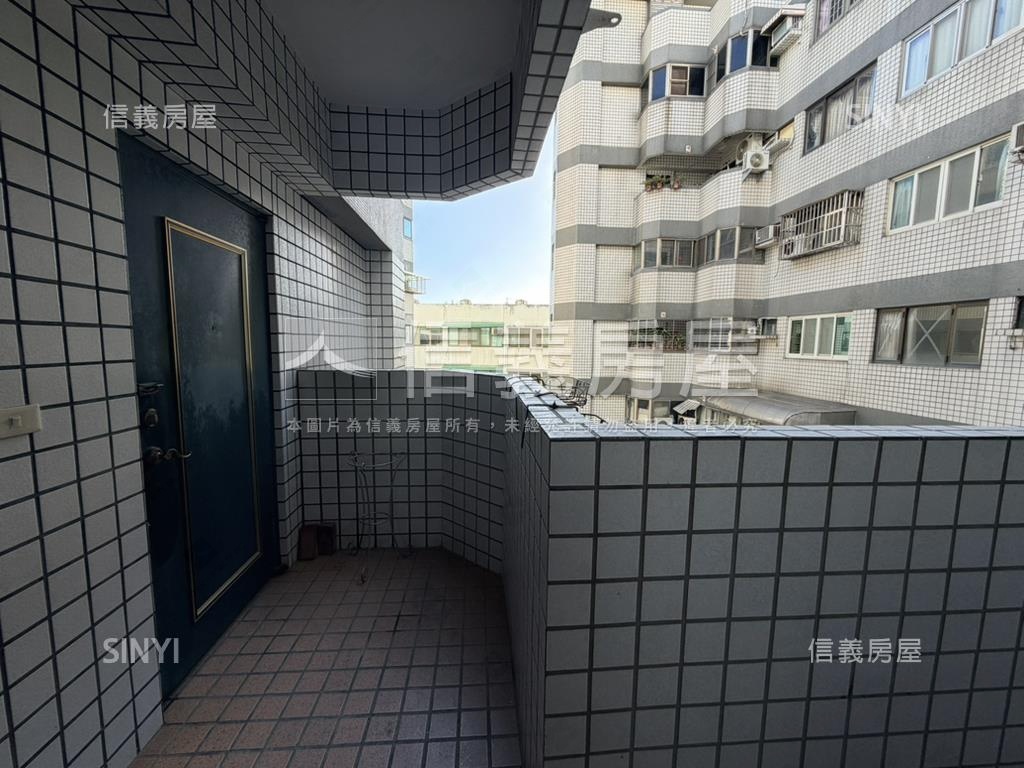 傳家堡３☺採光三房平車房屋室內格局與周邊環境