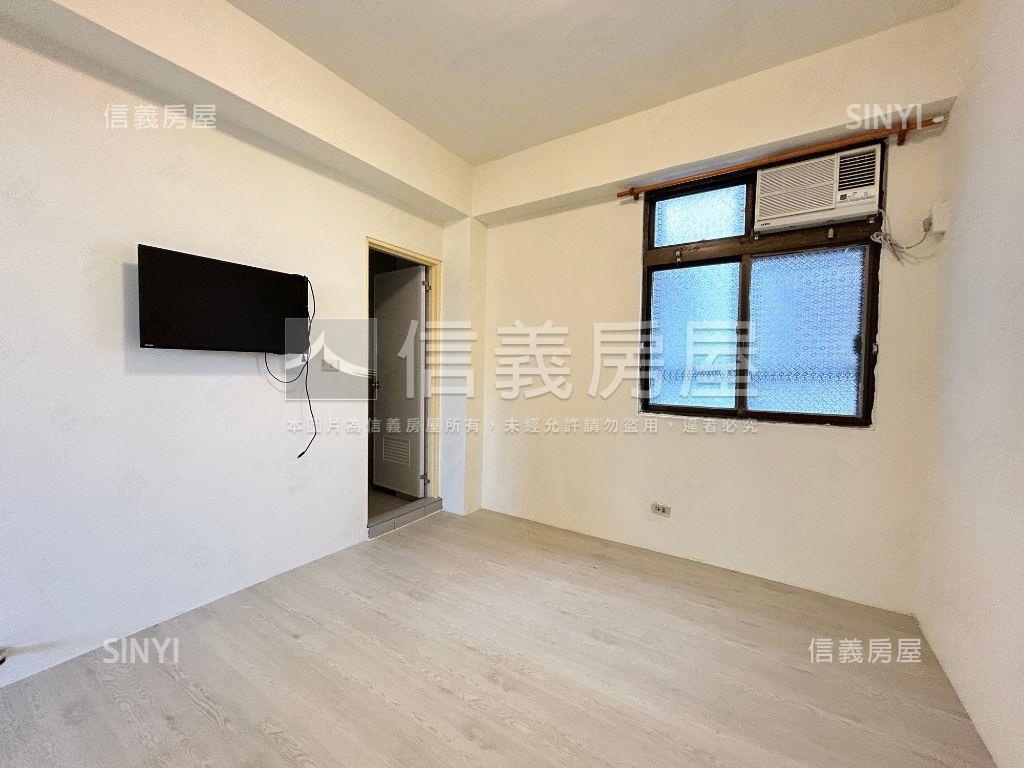 近大里運動中心新整理三房房屋室內格局與周邊環境