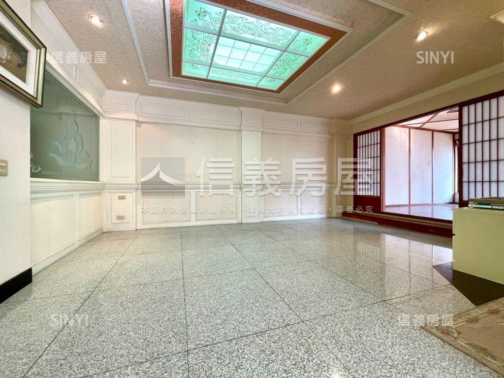 美術館稀有金角店房屋室內格局與周邊環境